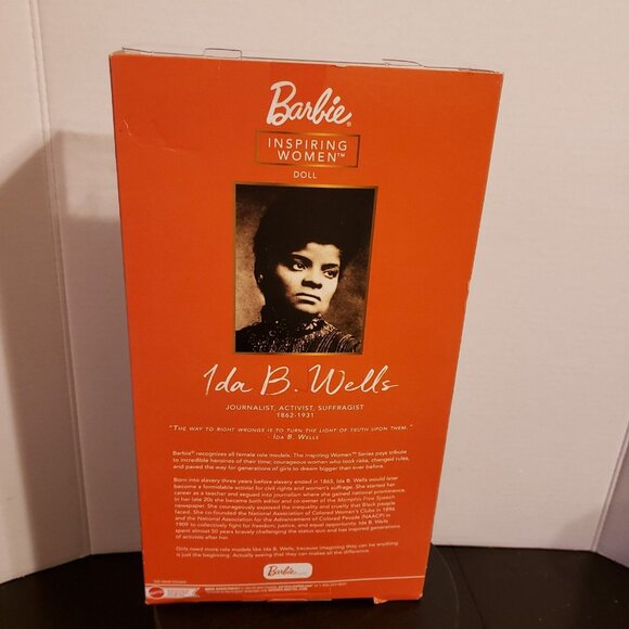 Ida B. Wells Barbie Signature Inspiring Women Series doll - Picture 3 of 7